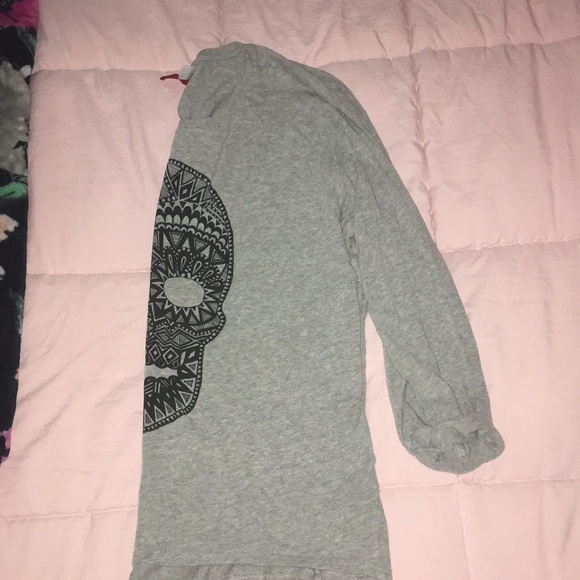 Skull sweater size L - Picture 4 of 4